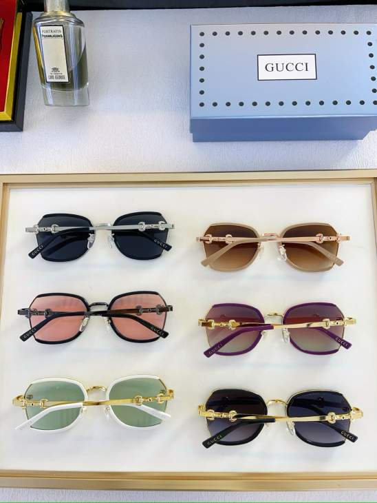 Picture of Gucci Sunglasses _SKUfw80442393fw